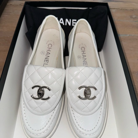 Chanel loafers - Picture 2 of 4